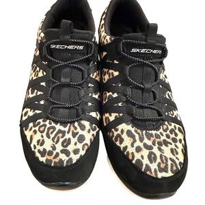 Sketchers Gratis Wild Vibes slip-ons